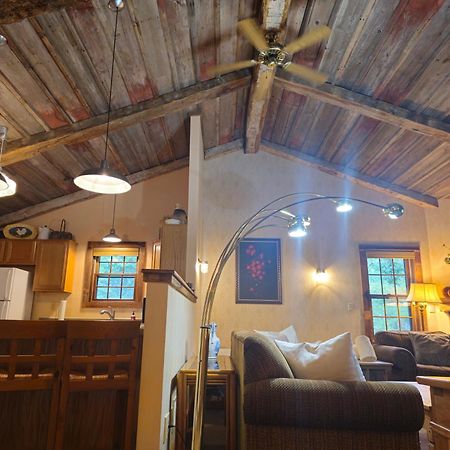 Chanticleer Cabins 斯特金贝 外观 照片